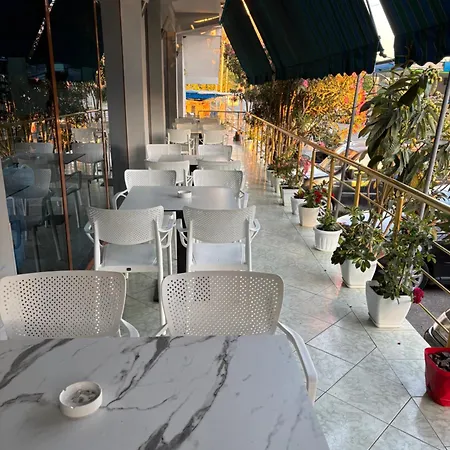 Hotel-bar-riviera 3*